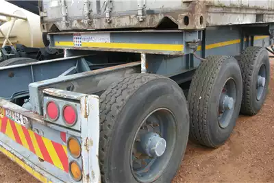 Custom Trailers 3 axle skeleton moving trailer for sale by Sino Plant | Truck & Trailer Marketplaces