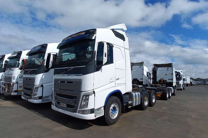 Volvo Truck tractors Double axle FH440 2015 for sale by AAG Motors | AgriMag Marketplace