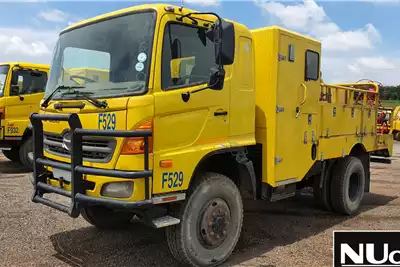 Fire Trucks TOYOTA HINO 500 4X4 FIRE ENGINE TRUCK WITH CREW CA
