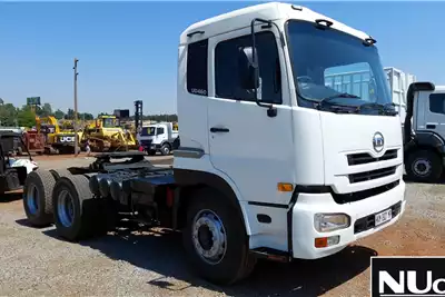 Truck NISSAN UD460 6X4 HORSE
