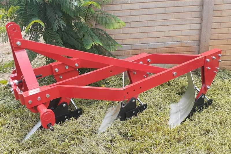 Tillage equipment Ploughs Shaktiman 3 Furrow Plough / Skaar Raam Ploeg for sale by Private Seller | AgriMag Marketplace