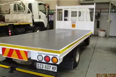 Hino Flatbed trucks DYNA FLATDECK 2009 for sale by Isando Truck and Trailer | Truck & Trailer Marketplace