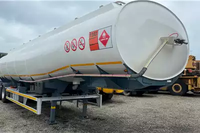 Fuel Tanker 2015 - GRW 49 000 Litres Fuel Tanker 2015