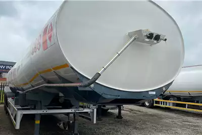 GRW Fuel tanker 2015   49 000 Litres GRW Fuel Tanker 2015 for sale by Manmar Truck And Trailer | Truck & Trailer Marketplaces