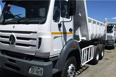 Truck 26-28 Vx Tipper 2016