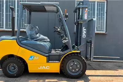 JAC Forklifts Diesel forklift cpcd30 3ton 3m standard j series mitsubishi 2021 for sale by JAC Forklifts | Truck & Trailer Marketplace
