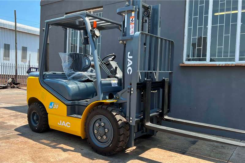 JAC Forklifts Diesel forklift cpcd30 3ton 3m standard j series mitsubishi 2021