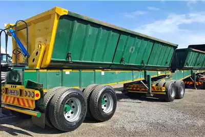Top Trailer Trailers Side tipper TOP TRAILER 40 CUBE SIDE TIPPER 2013 for sale by ZA Trucks and Trailers Sales | Truck & Trailer Marketplaces