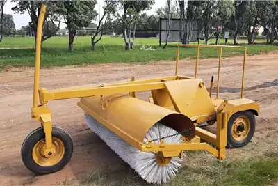 Other Macnay Mechanical Road Broom Sweeper for sale by Dirtworx | AgriMag Marketplace
