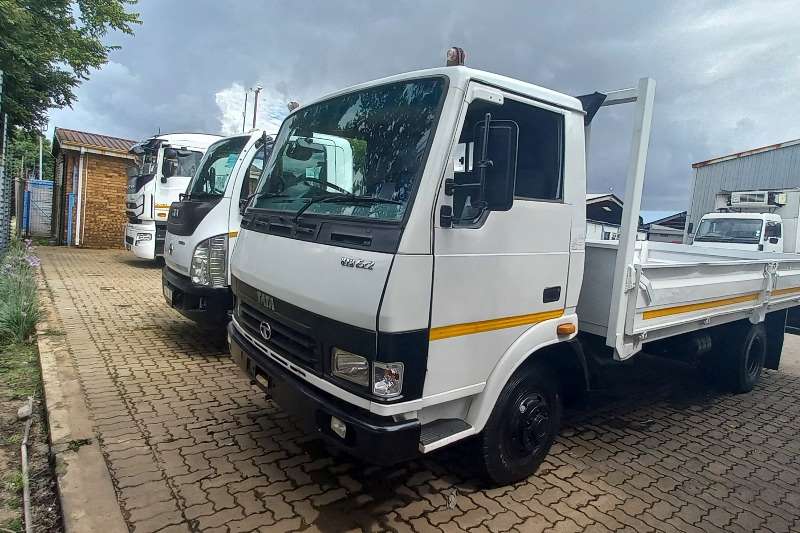 Tata Dropside trucks 813 2019