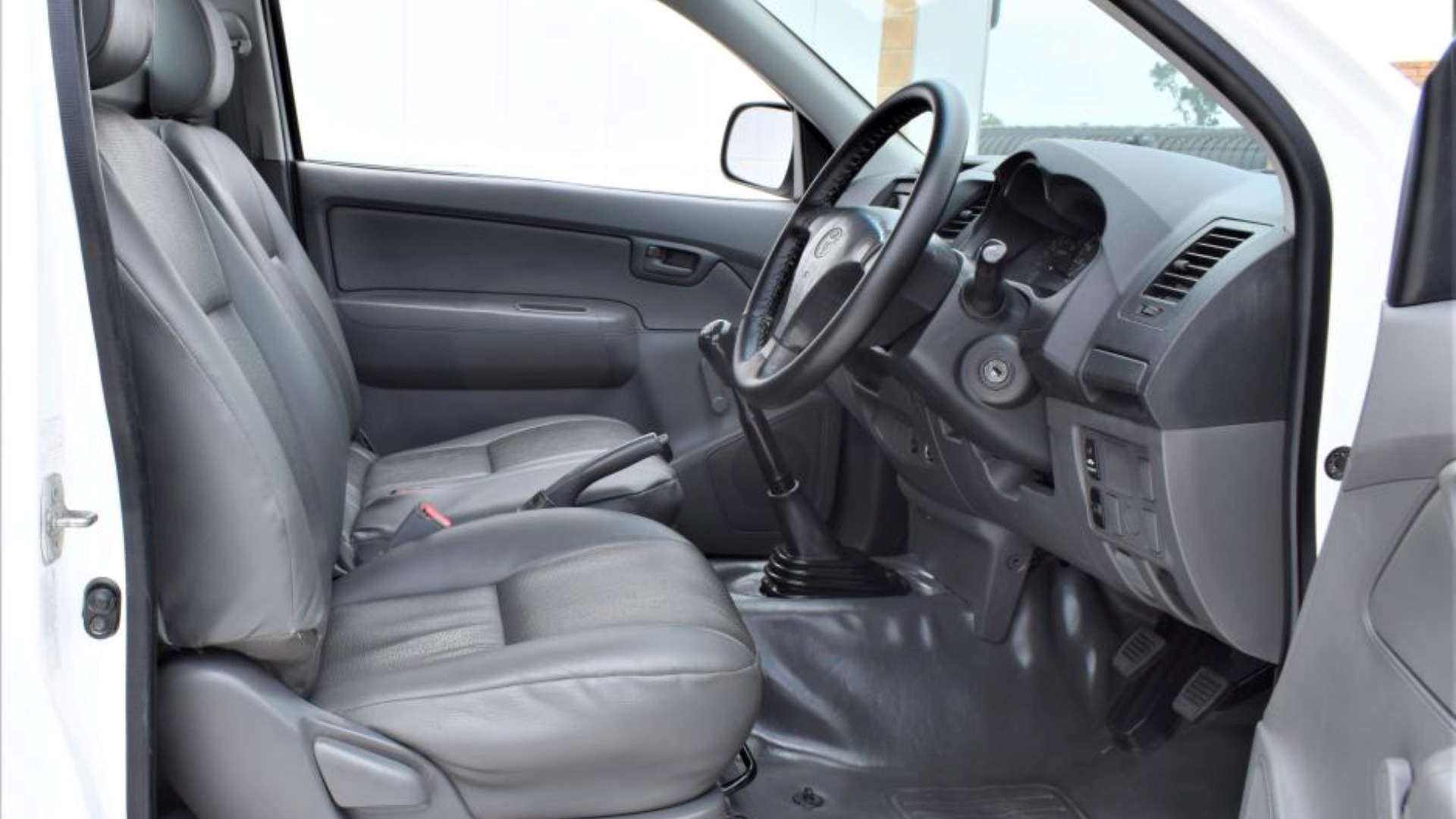 Toyota LDVs & panel vans Hilux 2.0 VVTi Single Cab 2013 for sale by Pristine Motors Trucks | Truck & Trailer Marketplaces