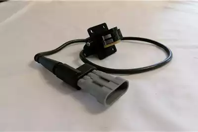Iveco Truck spares and parts Electrical systems Brake Light Switch (42532961) for sale by Sino Plant | Truck & Trailer Marketplace