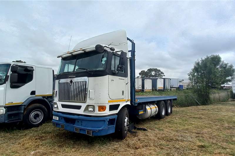 International Flatbed trucks 9800I for sale by AAG Motors | AgriMag Marketplace