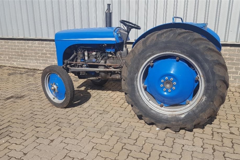 Tractors Other tractors Antique tractor for sale by Private Seller | Truck & Trailer Marketplaces
