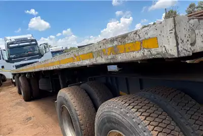 Henred Flatdeck trailer Superlink Trailer  ( Front Piece + Tri Axle ) for sale by Double G Logistics | Truck & Trailer Marketplaces