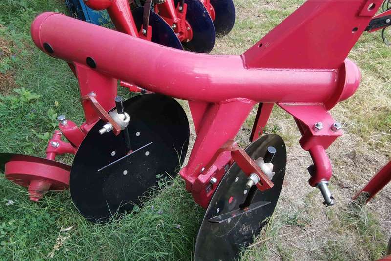Other Tillage equipment Ploughs 2 Disc Plough