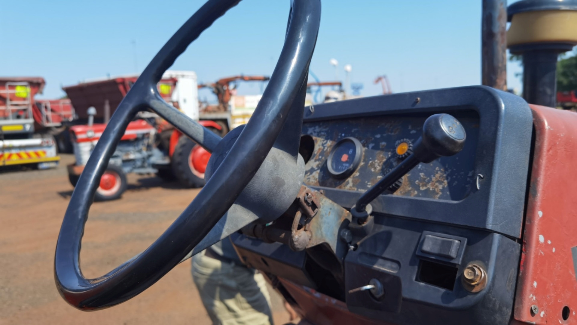 Massey Ferguson Tractors 375 for sale by WCT Auctions Pty Ltd  | AgriMag Marketplace
