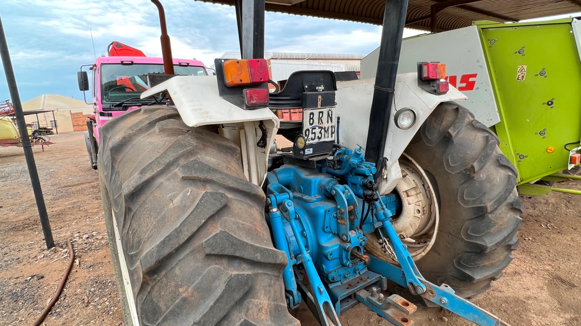 New Holland Tractors 4WD tractors NH 8030 for sale by Discount Implements | AgriMag Marketplace