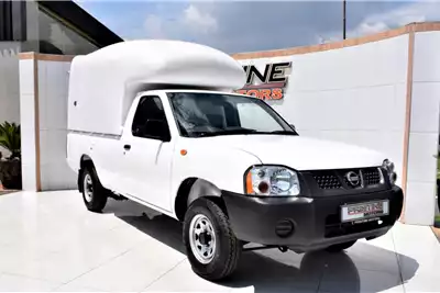 Nissan LDVs & panel vans NP300 Hardbody 2.0i Single Cab 2015 for sale by Pristine Motors Trucks | Truck & Trailer Marketplaces