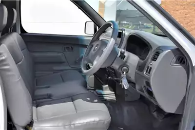 Nissan LDVs & panel vans NP300 Hardbody 2.0i Single Cab 2015 for sale by Pristine Motors Trucks | Truck & Trailer Marketplaces