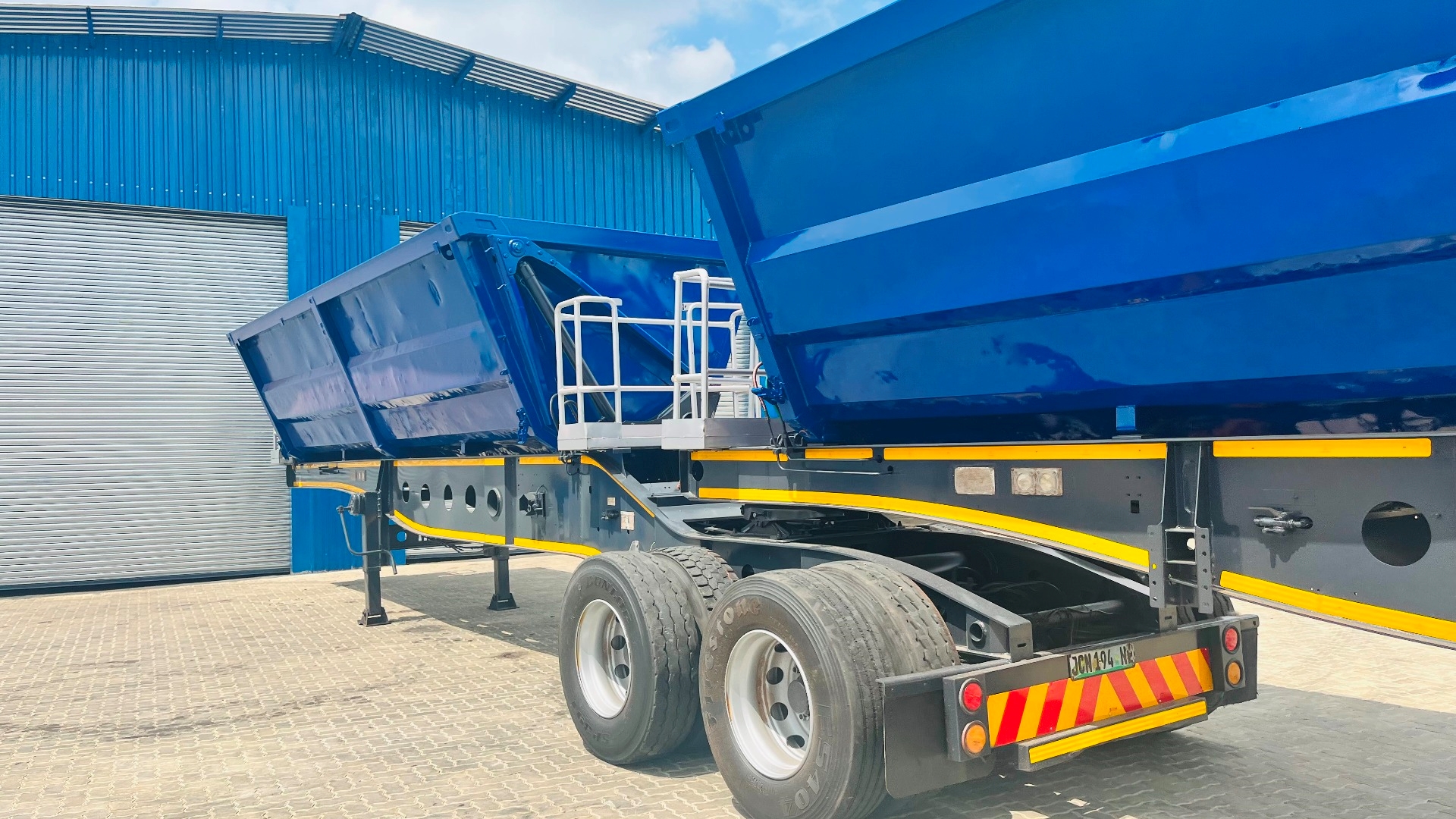 Afrit Trailers Side tipper LINK SIDE TIPPER 2011 for sale by Pomona Road Truck Sales | Truck & Trailer Marketplaces
