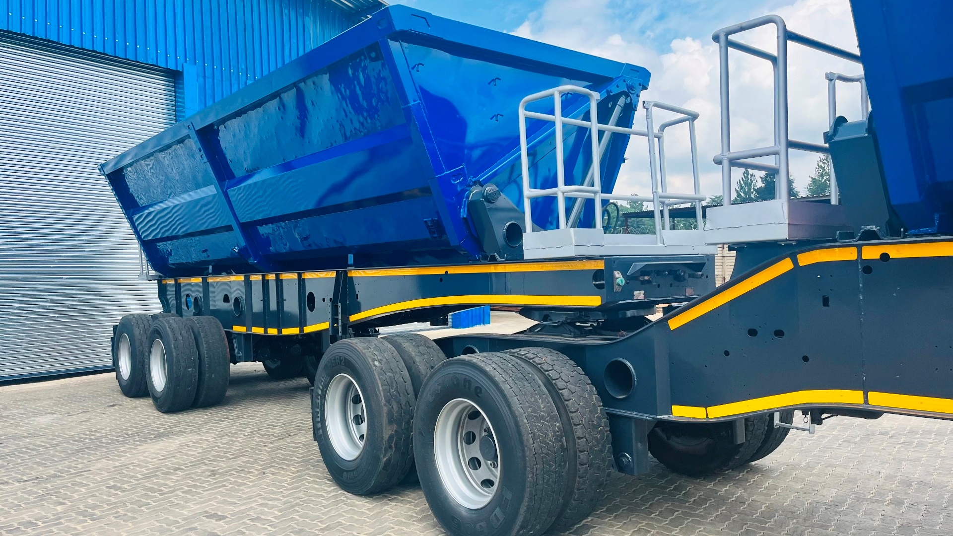 Afrit Trailers Side tipper LINK SIDE TIPPER 2011 for sale by Pomona Road Truck Sales | Truck & Trailer Marketplaces