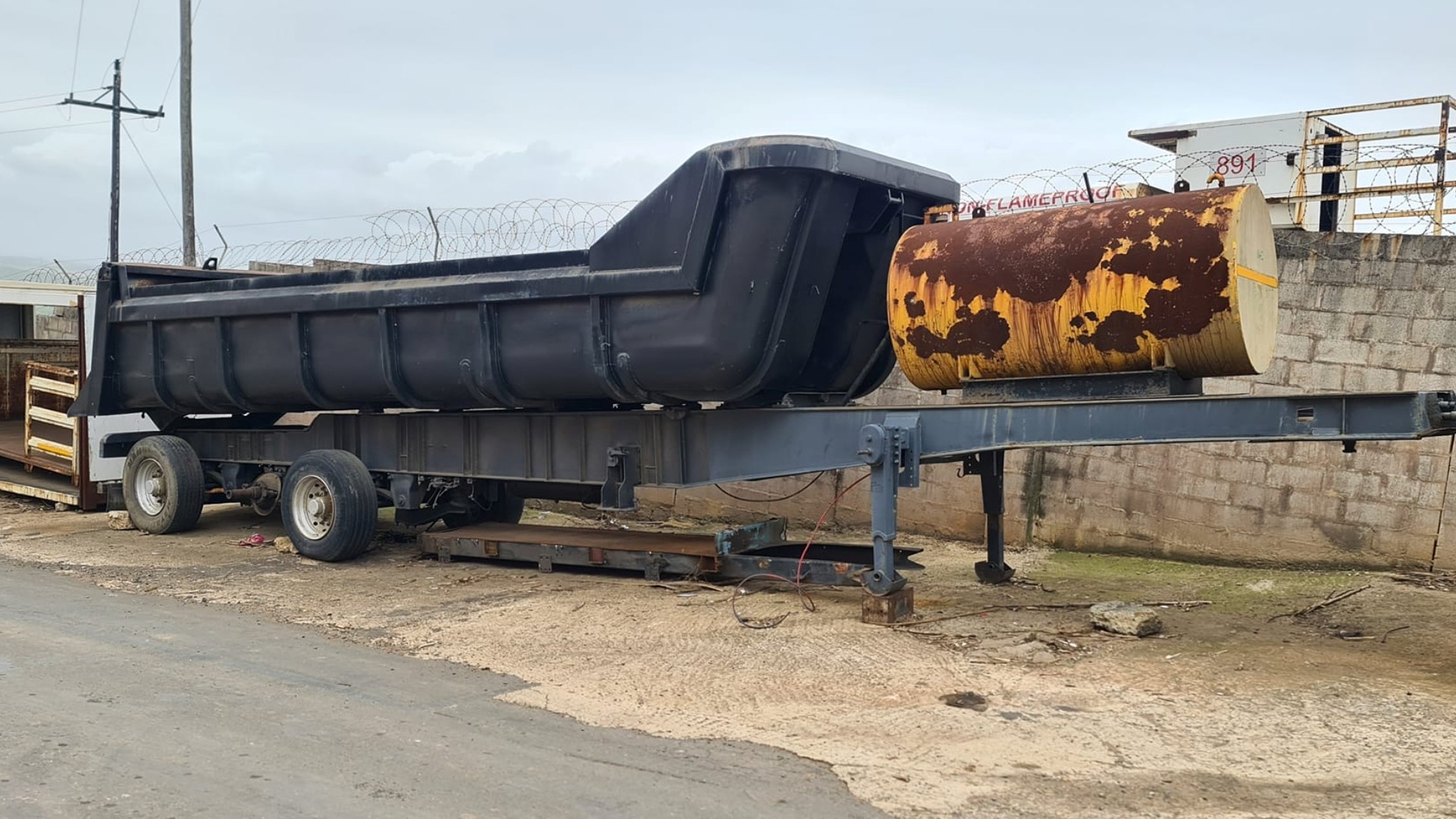 Tri-Axle trailers Tri axle Slider Tipping Trailers for sale by Ocean Used Spares KZN | Truck & Trailer Marketplaces