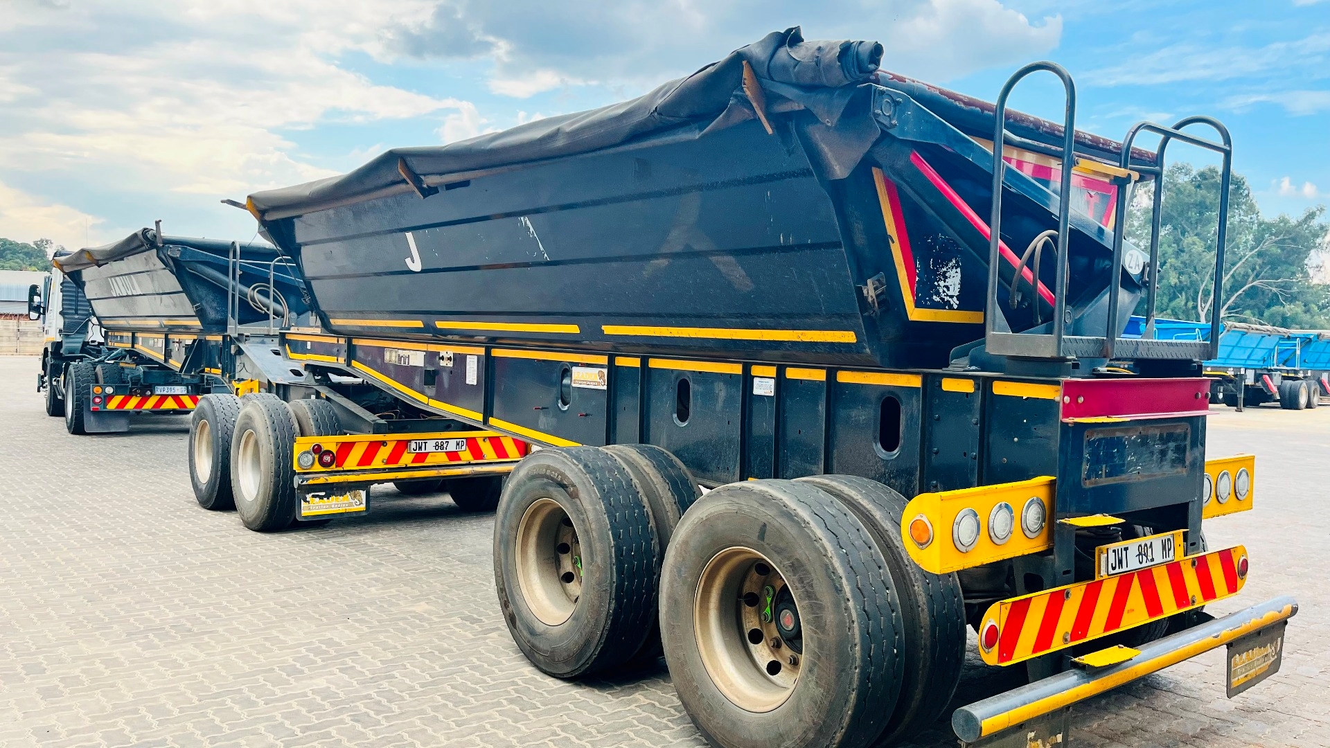 Leader Trailer Bodies Trailers Side tipper LINK SIDE TIPPER 2019 for sale by Pomona Road Truck Sales | Truck & Trailer Marketplaces