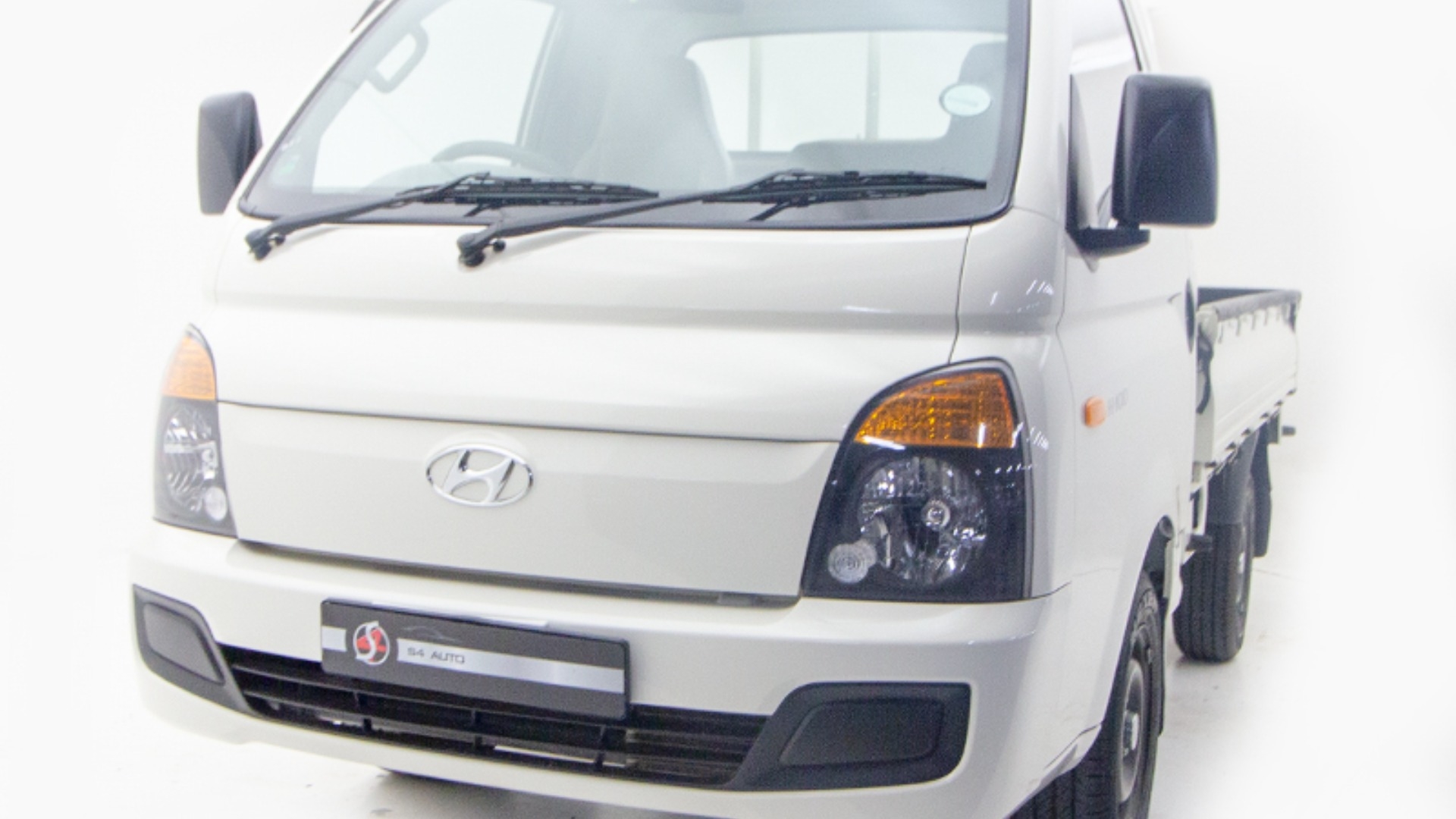 Hyundai LDVs & panel vans H100 2.6D DROPSIDE 2019 for sale by S4 Auto | Truck & Trailer Marketplaces