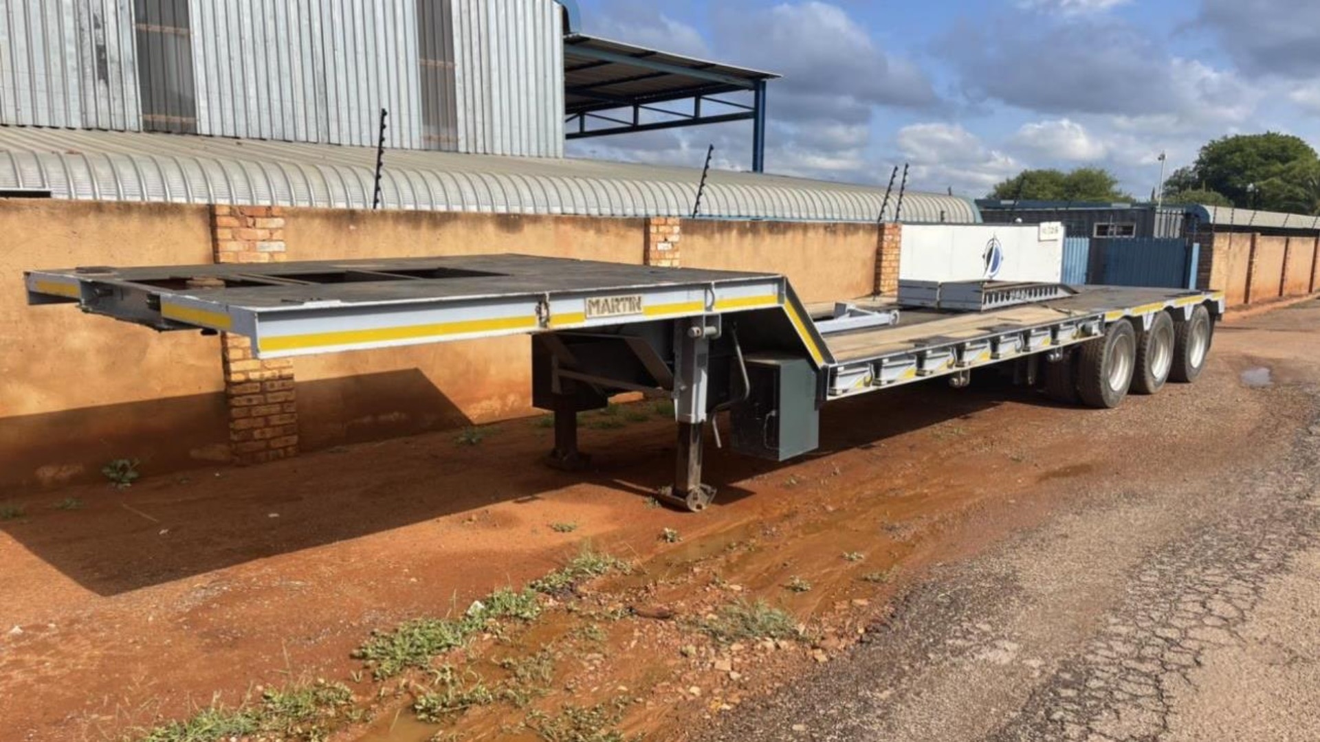 Martin Lowbeds 2005 for sale by SA North Truck And Trailer | Truck & Trailer Marketplaces
