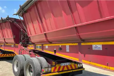 CIMC Trailers Side tipper 40 Cube Side Tipper Link 2019 for sale by Truck World | Truck & Trailer Marketplaces