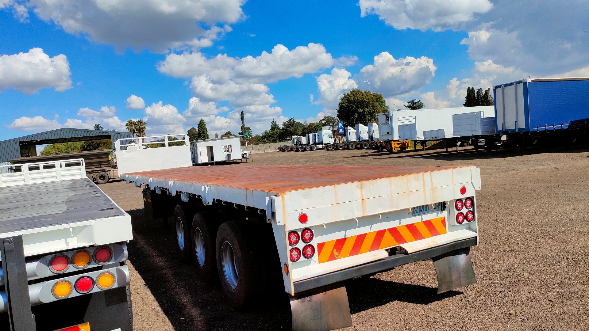 TDM Tri-Axle trailers CTS 13m Triaxle Flatdeck Trailer Container Locks 1995 for sale by A2Z Trucks | Truck & Trailer Marketplaces