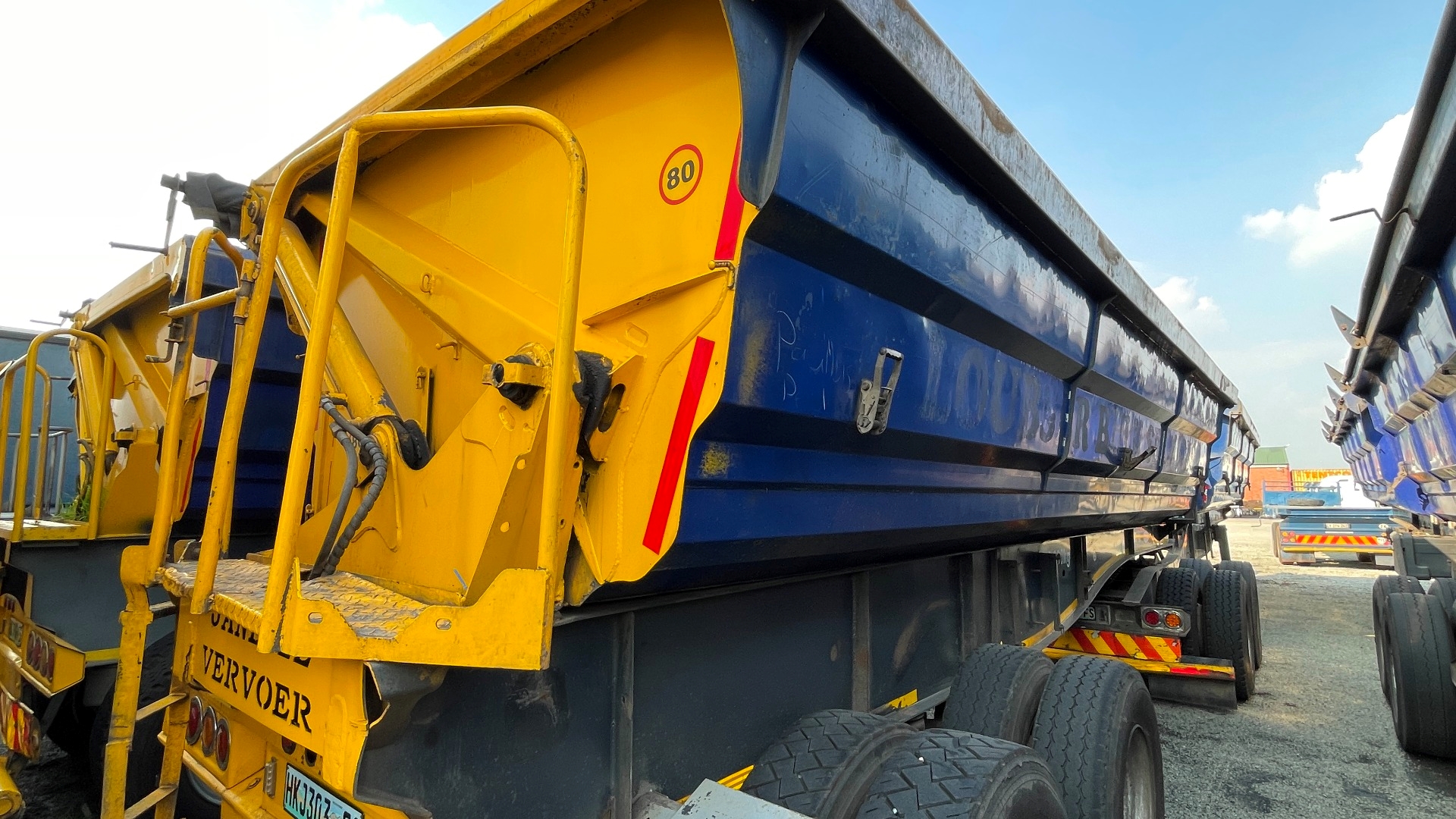 Burg Superlink SA Truck Bodies 34 Ton Side Tipper Trailer 2013 for sale by Manmar Truck And Trailer | Truck & Trailer Marketplaces