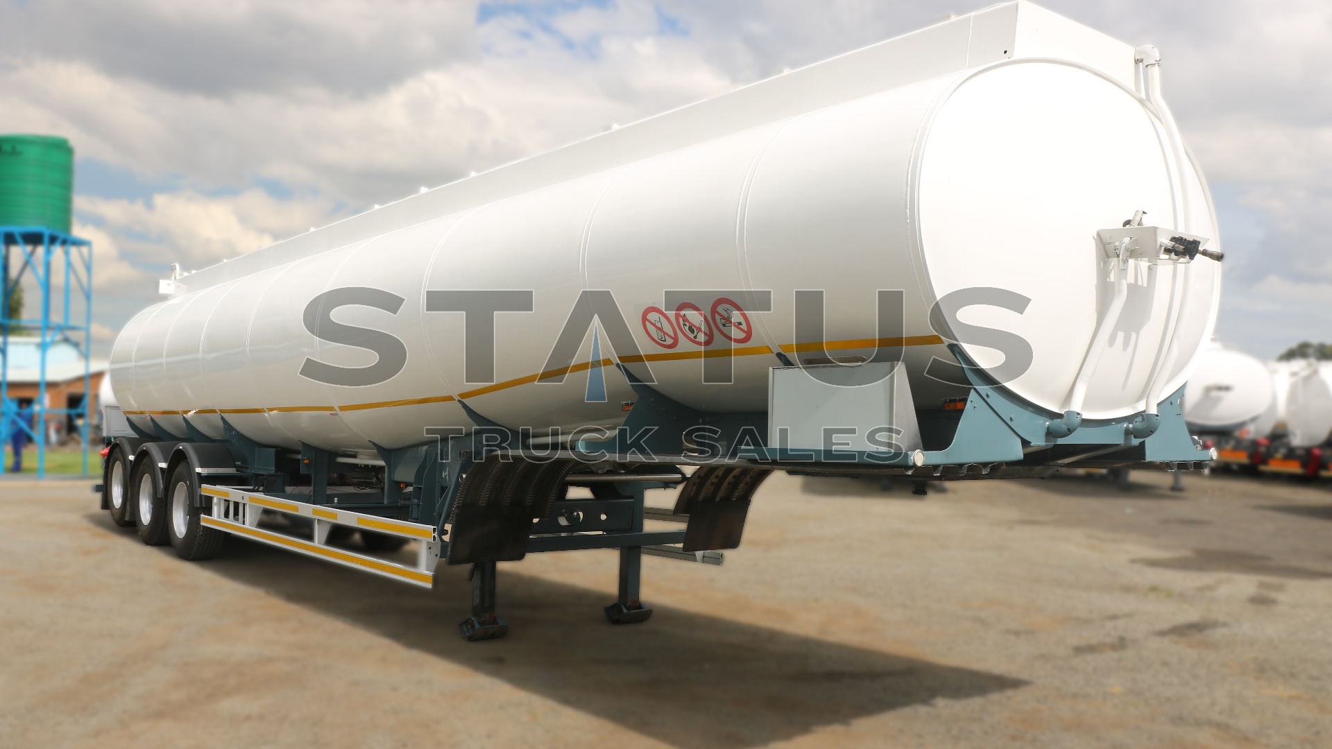 GRW Fuel tanker 2011 GRW 50000L Aluminium Fuel Tanker 2011 for sale by Status Truck Sales | Truck & Trailer Marketplaces