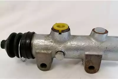 Iveco Truck spares and parts Clutches and pedals Clutch Master Cylinder Iveco (04853408) for sale by Sino Plant | AgriMag Marketplace