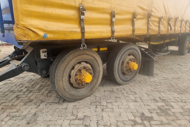 Henred Trailers Drawbar 10.5 DRAWBAR TAUTLINER 2010 for sale by Wimbledon Truck and Trailer | Truck & Trailer Marketplaces