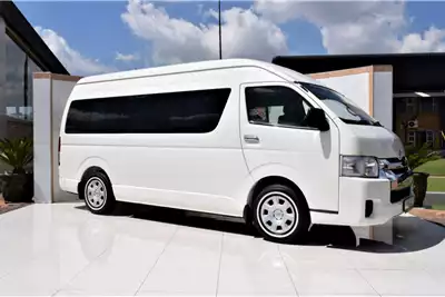 Buses Quantum 2.5D-4D GL 14-Seater Bus 2015