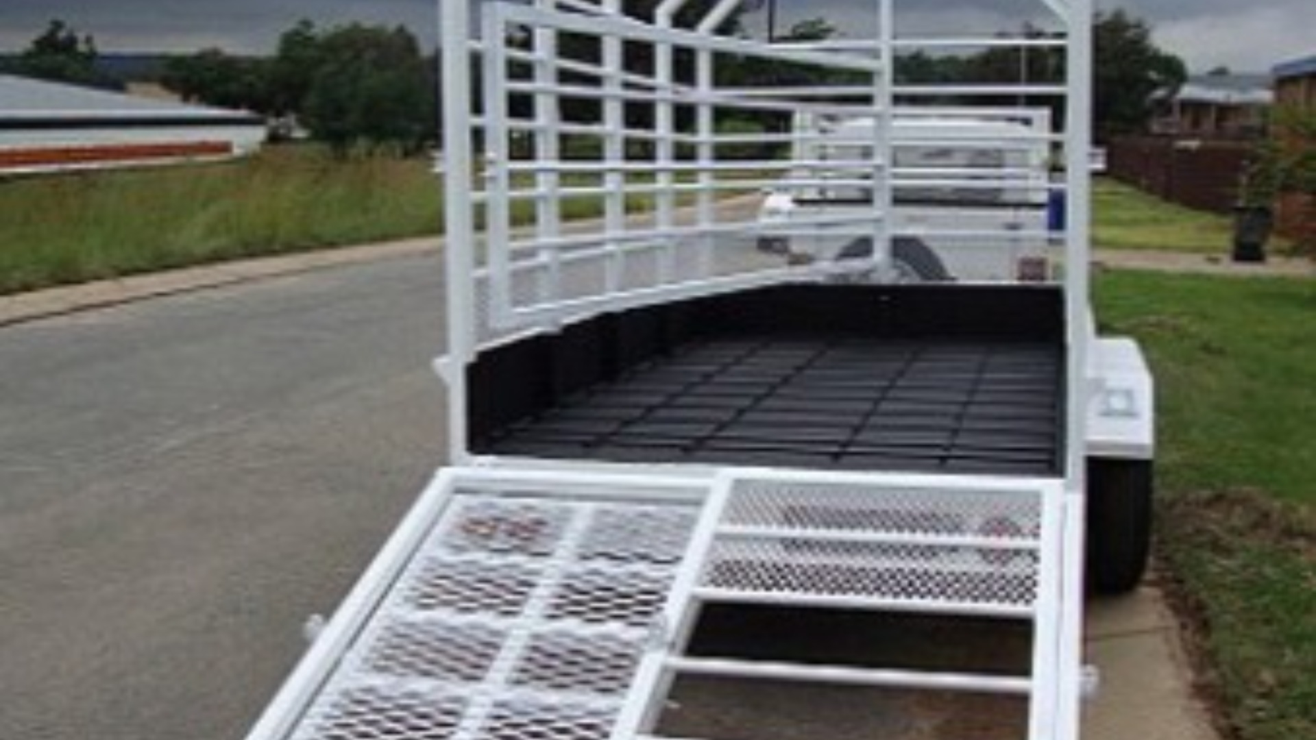 Custom Cattle trailer Livestock Trailers Available In Various Sizes KZN 2022 for sale by Jikelele Tankers and Trailers   | Truck & Trailer Marketplaces