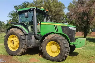 Tractors John Deere 7200 R 2014