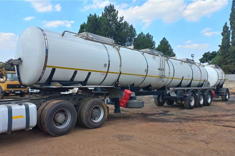 Milk tanker GRW Engineering Tri Axle 2020