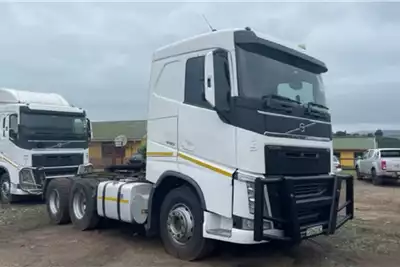 Truck Tractors VOLVO FH 440 WITH HYDRAULICS EX GOLDPLAN 2017