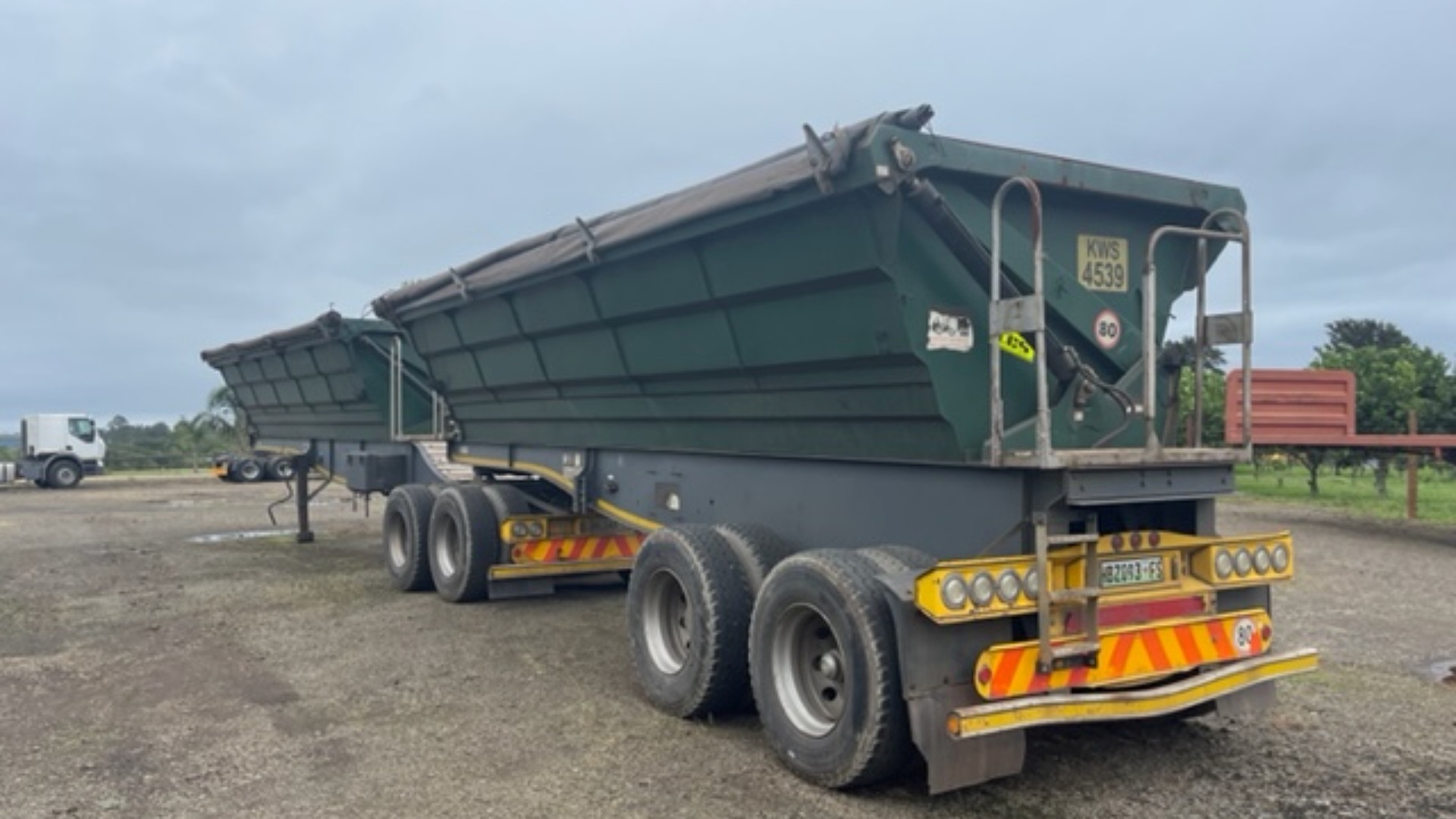 Henred Superlink SA TRUCK BODIES 45 CUBE SIDE TIPPER 2017 for sale by Tommys Camperdown | Truck & Trailer Marketplaces