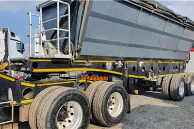 Afrit Trailers Side tipper AFRIT 45CUBE SIDE TIPPER 2019 for sale by ZA Trucks and Trailers Sales | Truck & Trailer Marketplaces