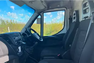Iveco LDVs & panel vans 65C15 DAILY HIGH ROOF PANEL VAN XLWB 2019 for sale by BUS CENTRE | Truck & Trailer Marketplaces