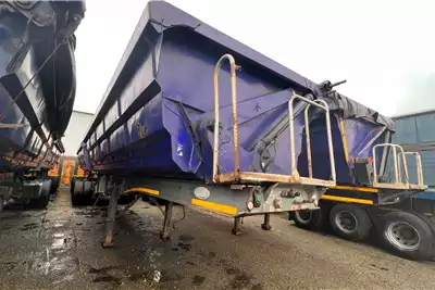 SA Truck Bodies Trailers SA Truck Bodies Side Tipper 2014 for sale by Manmar Truck And Trailer | Truck & Trailer Marketplaces