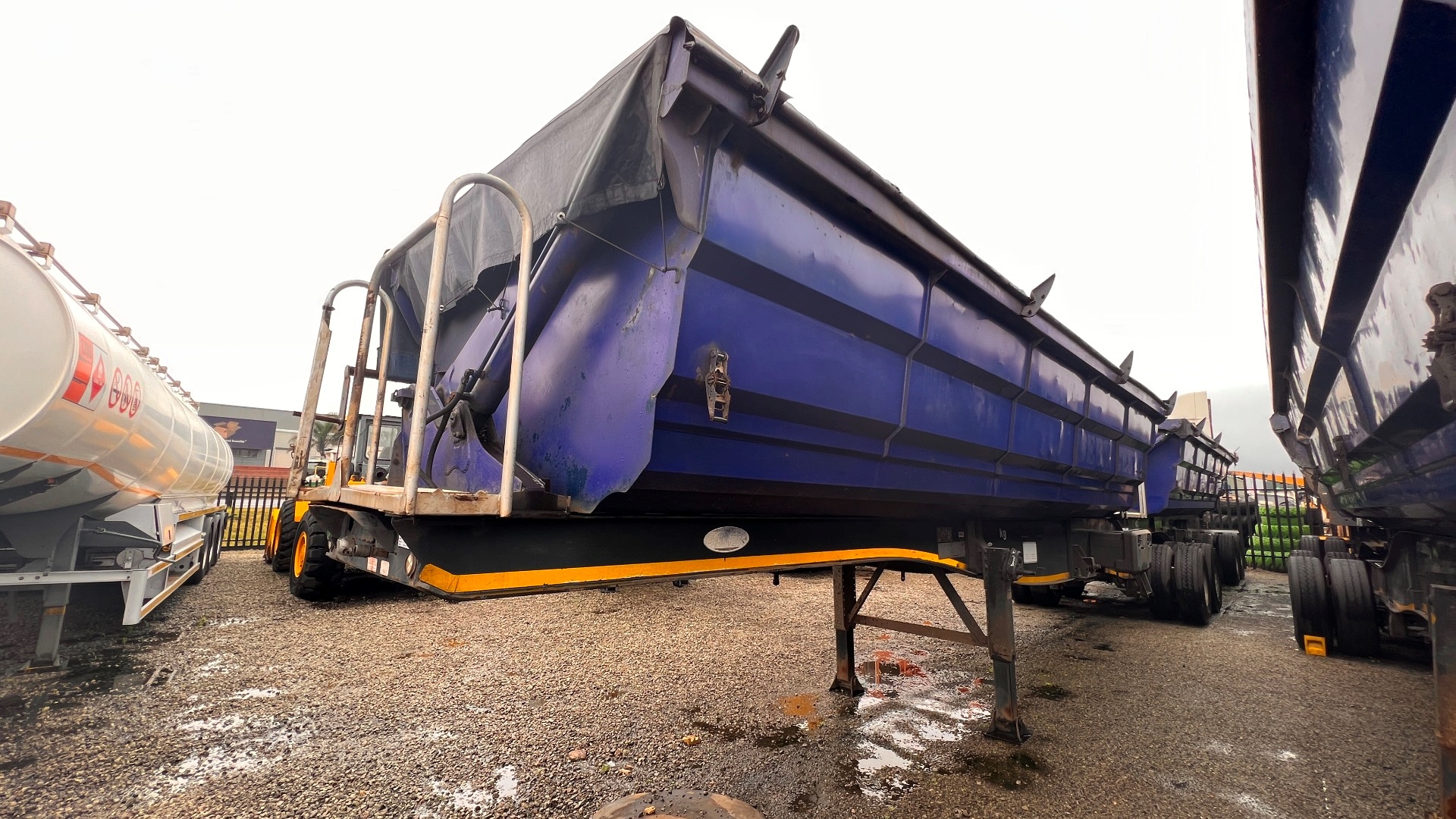 SA Truck Bodies Trailers SA Truck Bodies 34ton Side Tipper 2014 for sale by Manmar Truck And Trailer | Truck & Trailer Marketplaces