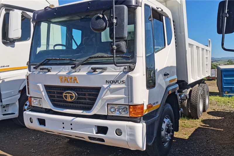 Tata Tipper trucks TATA Novus 3439 10 m Cube Tipper 2015