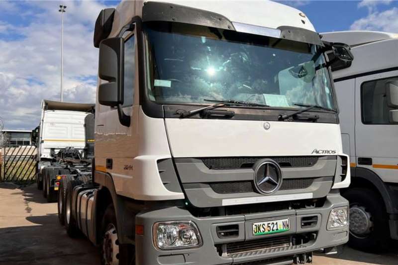  [application] Truck tractors on offer in South Africa on AgriMag Marketplace