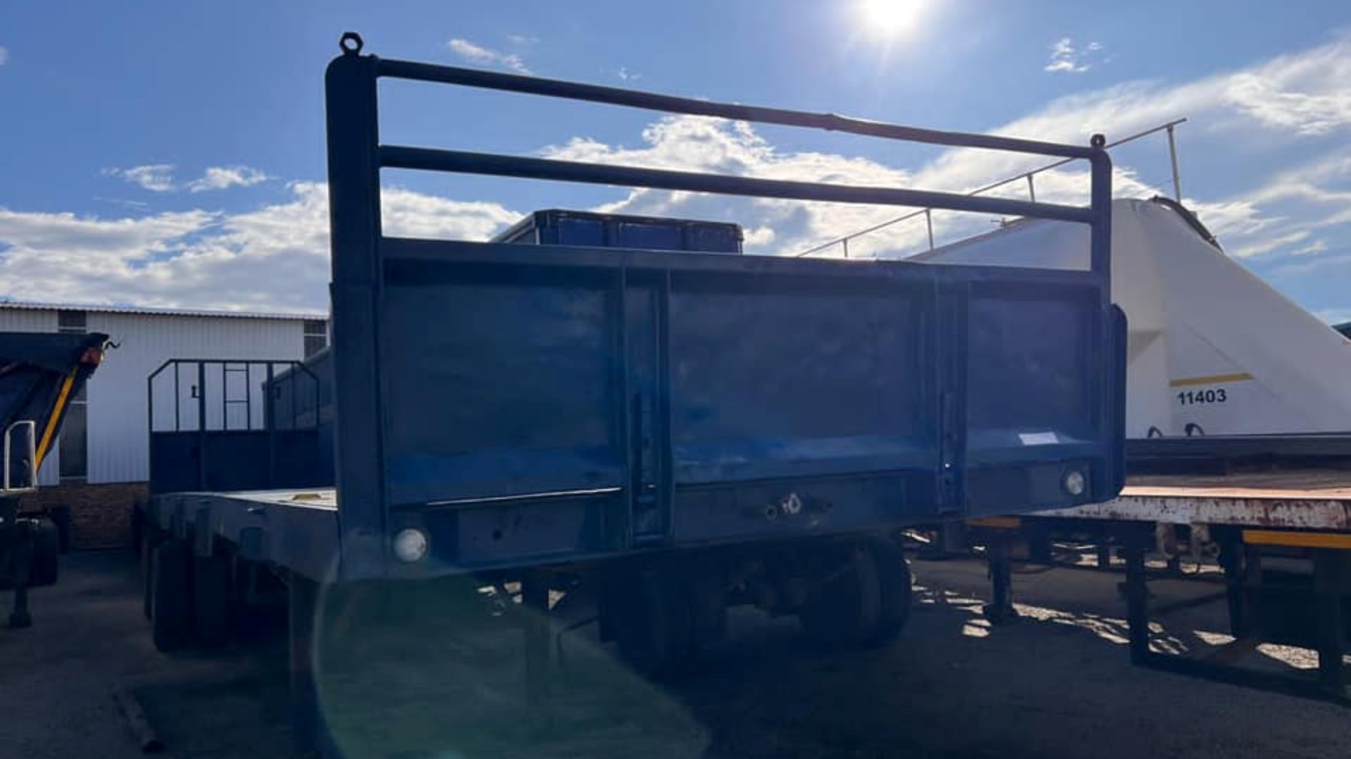 Henred Trailers Henred  fruehauf 2010 for sale by Manmar Truck And Trailer | Truck & Trailer Marketplaces