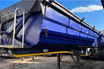 SA Truck Bodies Trailers SA Truck Bodies 34Ton Side Tipper 2014 for sale by Manmar Truck And Trailer | Truck & Trailer Marketplaces